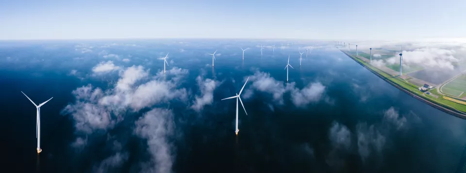 Wind turbines wide