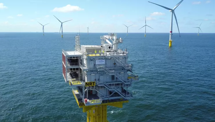 cordoba water met windmolens